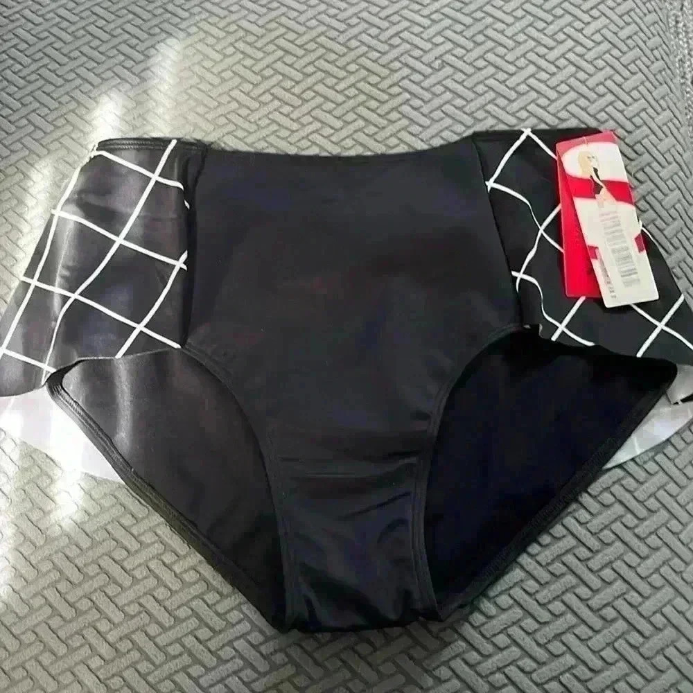 NWT Spanx bikini bottom size 10 color black/white